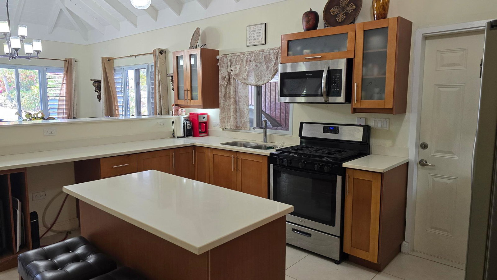 Tenth image of 641 Breadfruit Avenue in Richmond, St. Ann, Jamaica - property is For Sale