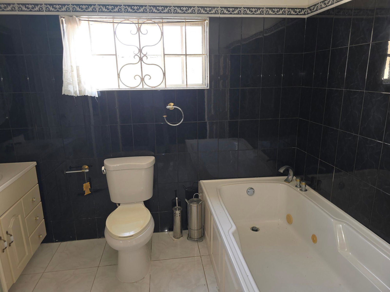 Eighteenth image of Sheffield, Negril in Negril, Westmoreland, Jamaica - property is For Sale