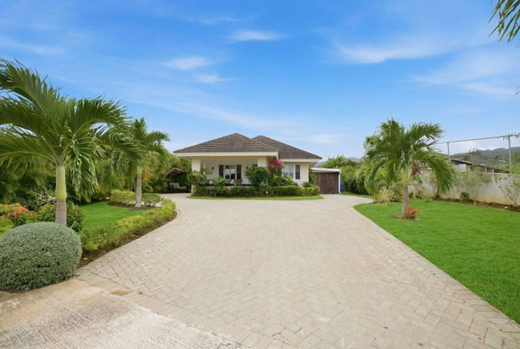 First image of 868 Bougan Ave, The Crest Ric in St. Ann's Bay, St. Ann, Jamaica - property is For Sale