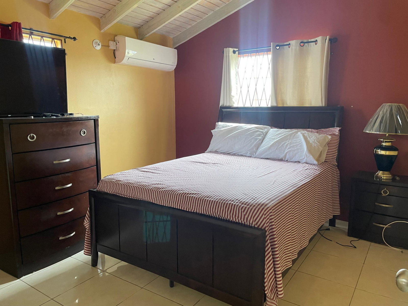 Second image of 1358 Island Circle in Old Harbour, St. Catherine, Jamaica - property is For Rent