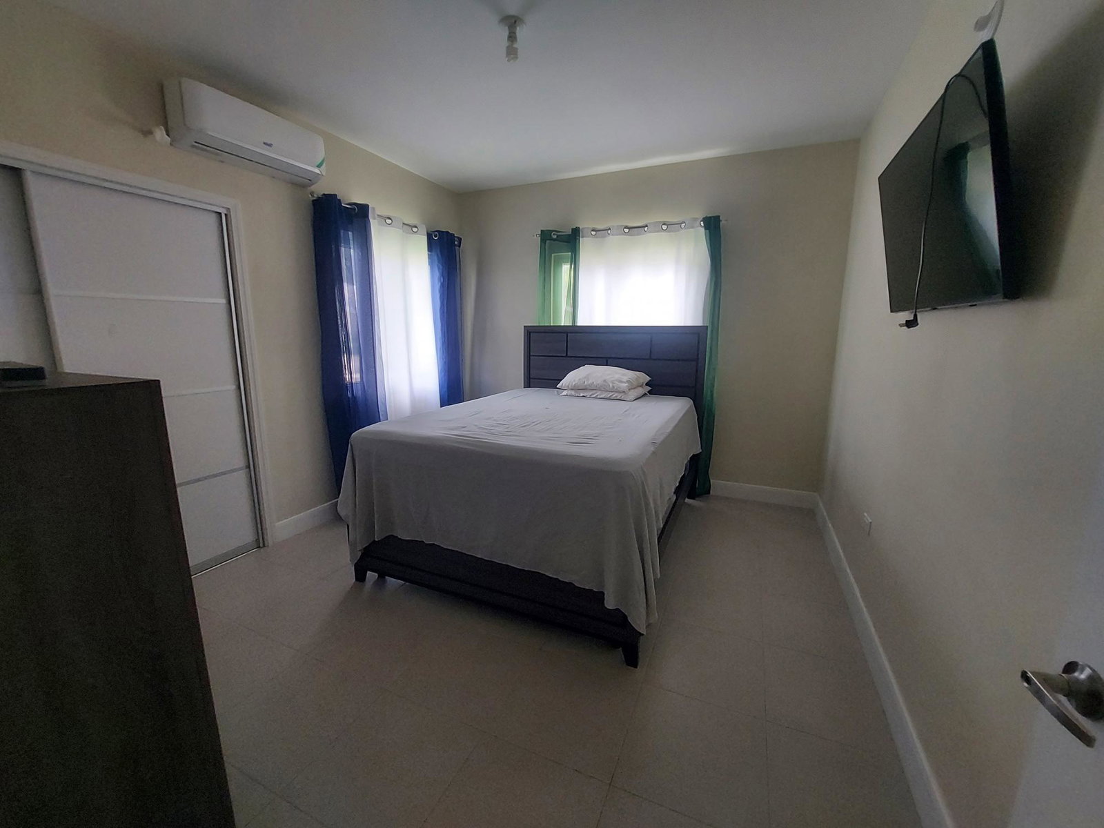 Ninth image of 110 Oceanpointe in Sandy Bay, Hanover, Jamaica - property is For Rent