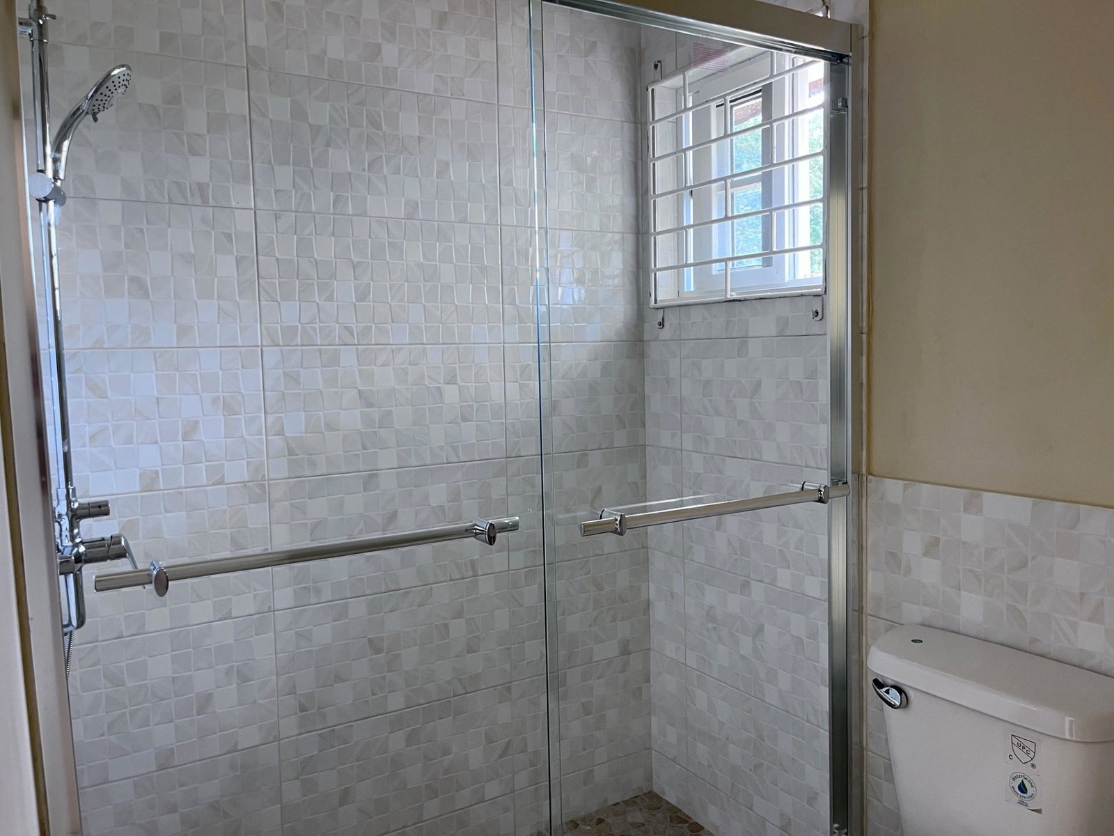 Fifteenth image of 9-43 Rochester Avenue in Kingston 10, St. Andrew, Jamaica - property is For Rent