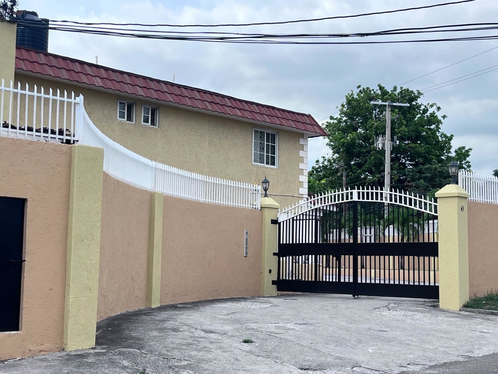 Fourth image of 9-43 Rochester Avenue in Kingston 10, St. Andrew, Jamaica - property is For Rent