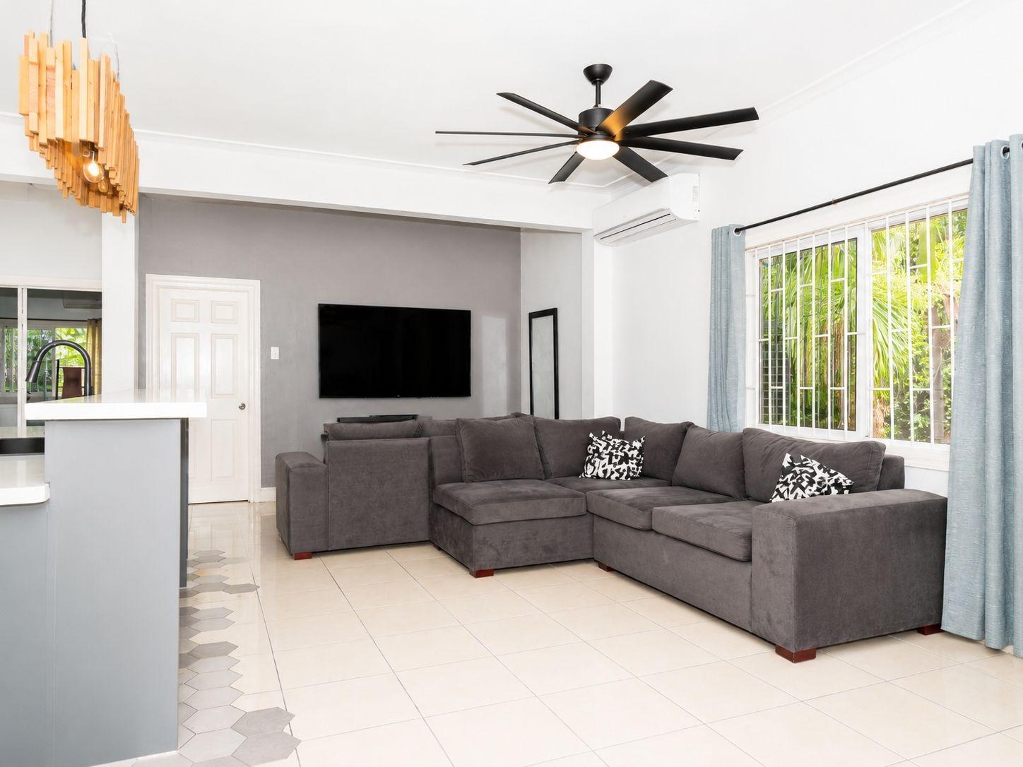 Fourth image of 4 Grosvenor Terrace in Kingston 8, St. Andrew, Jamaica - property is For Rent