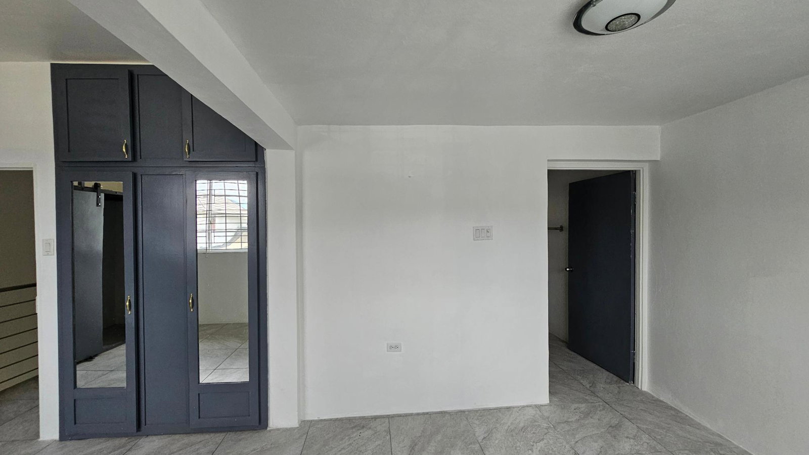Seventeenth image of 8 Donhead Close in Kingston 6, St. Andrew, Jamaica - property is For Rent