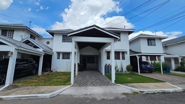 Second image of 8 Donhead Close in Kingston 6, St. Andrew, Jamaica - property is For Rent