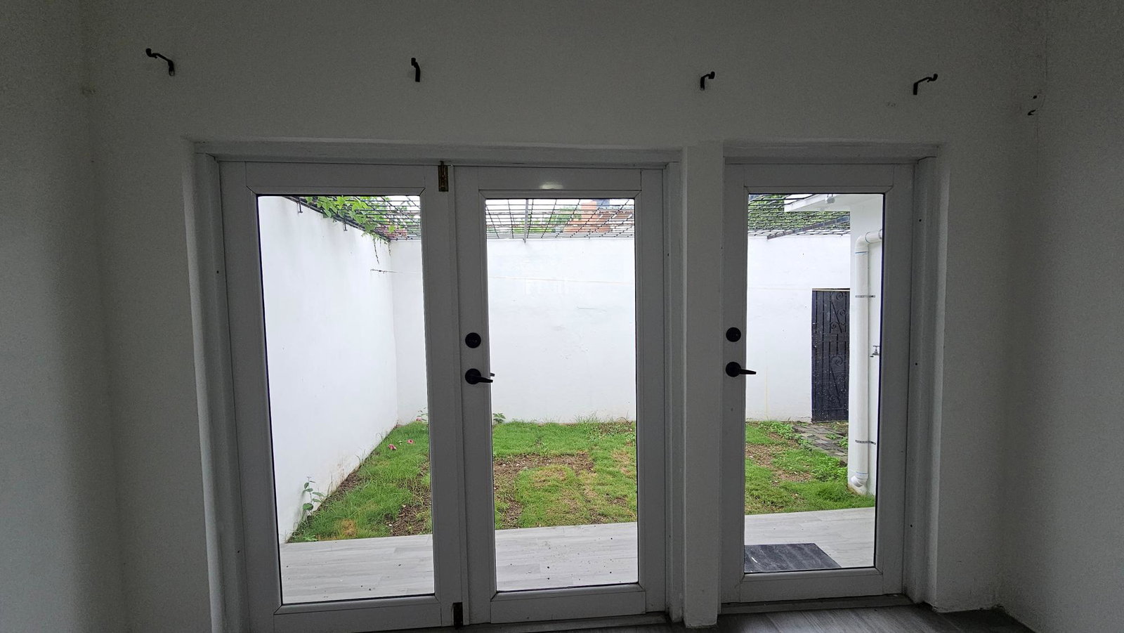 Eighth image of 8 Donhead Close in Kingston 6, St. Andrew, Jamaica - property is For Rent
