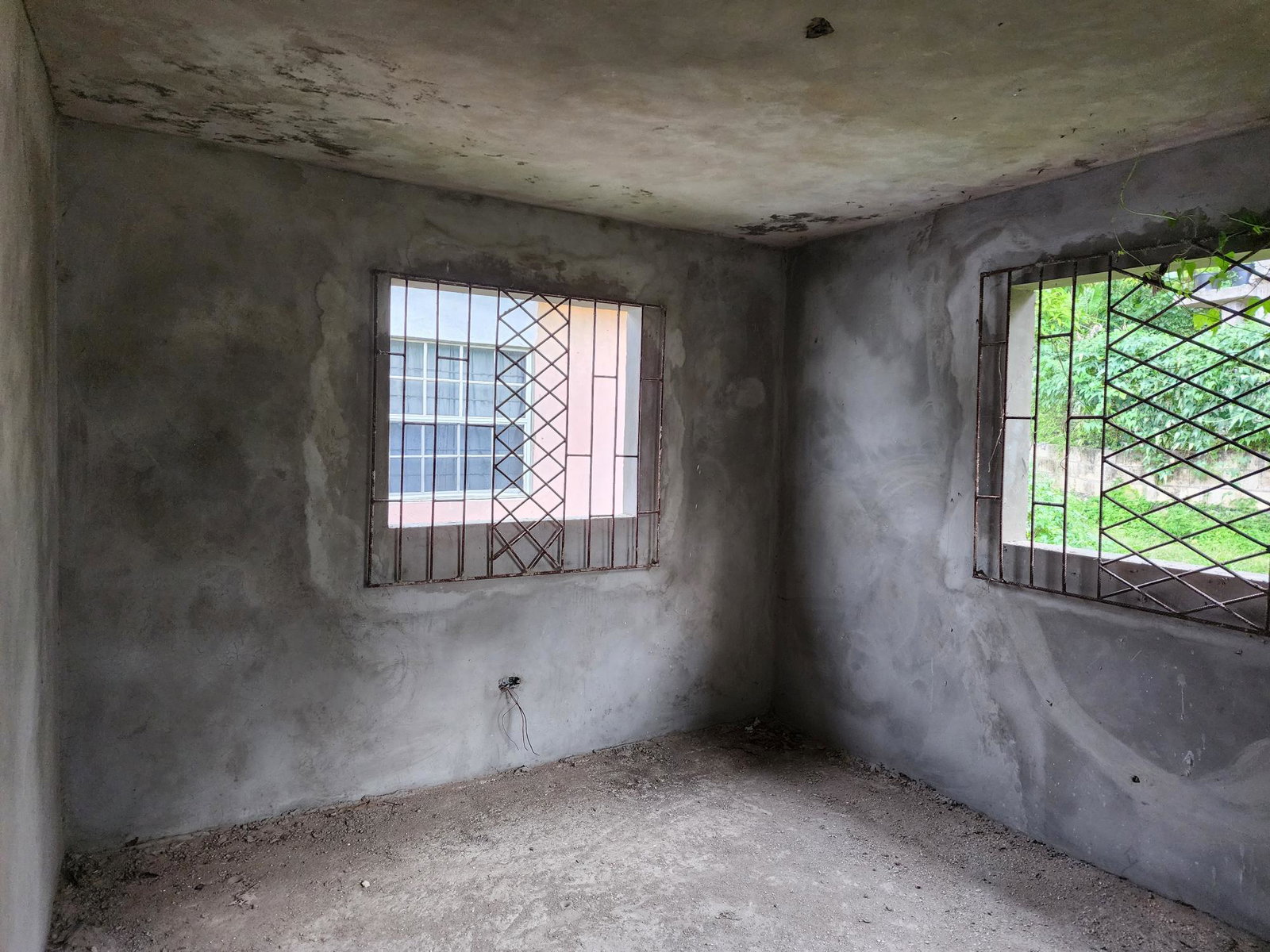 Fifth image of 606 Norwood Pen in Norwood, St. James, Jamaica - property is For Sale