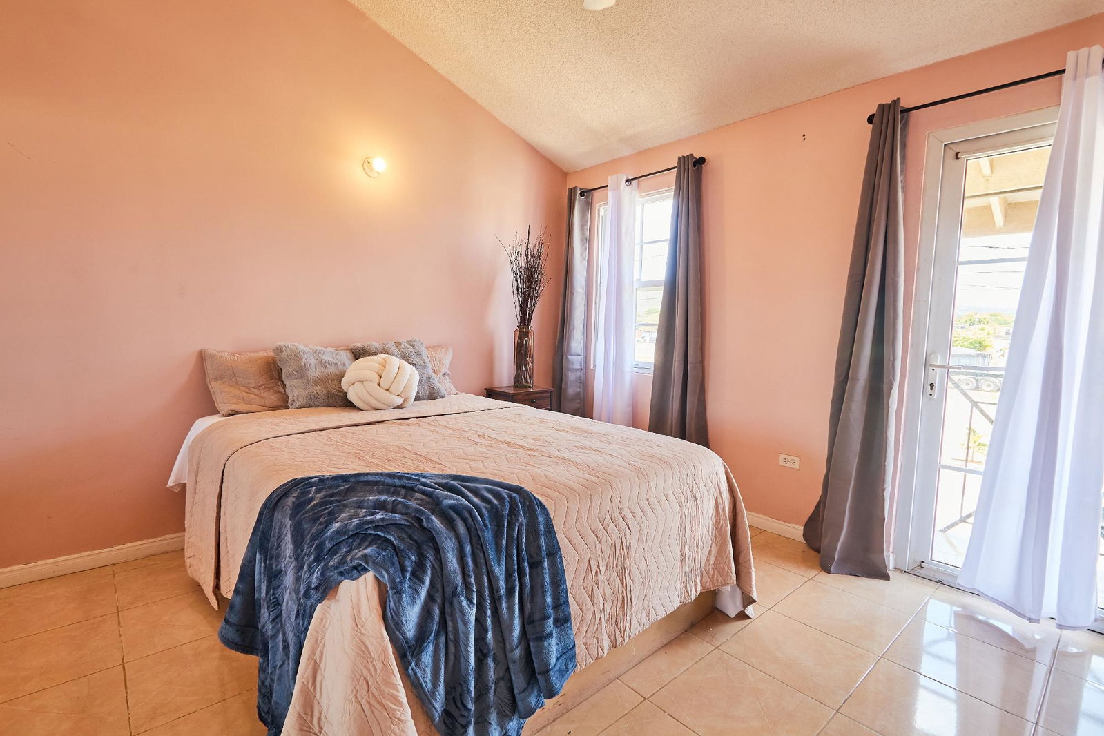 Thirteenth image of 9 Walton Close in Greater Portmore, St. Catherine, Jamaica - property is For Rent