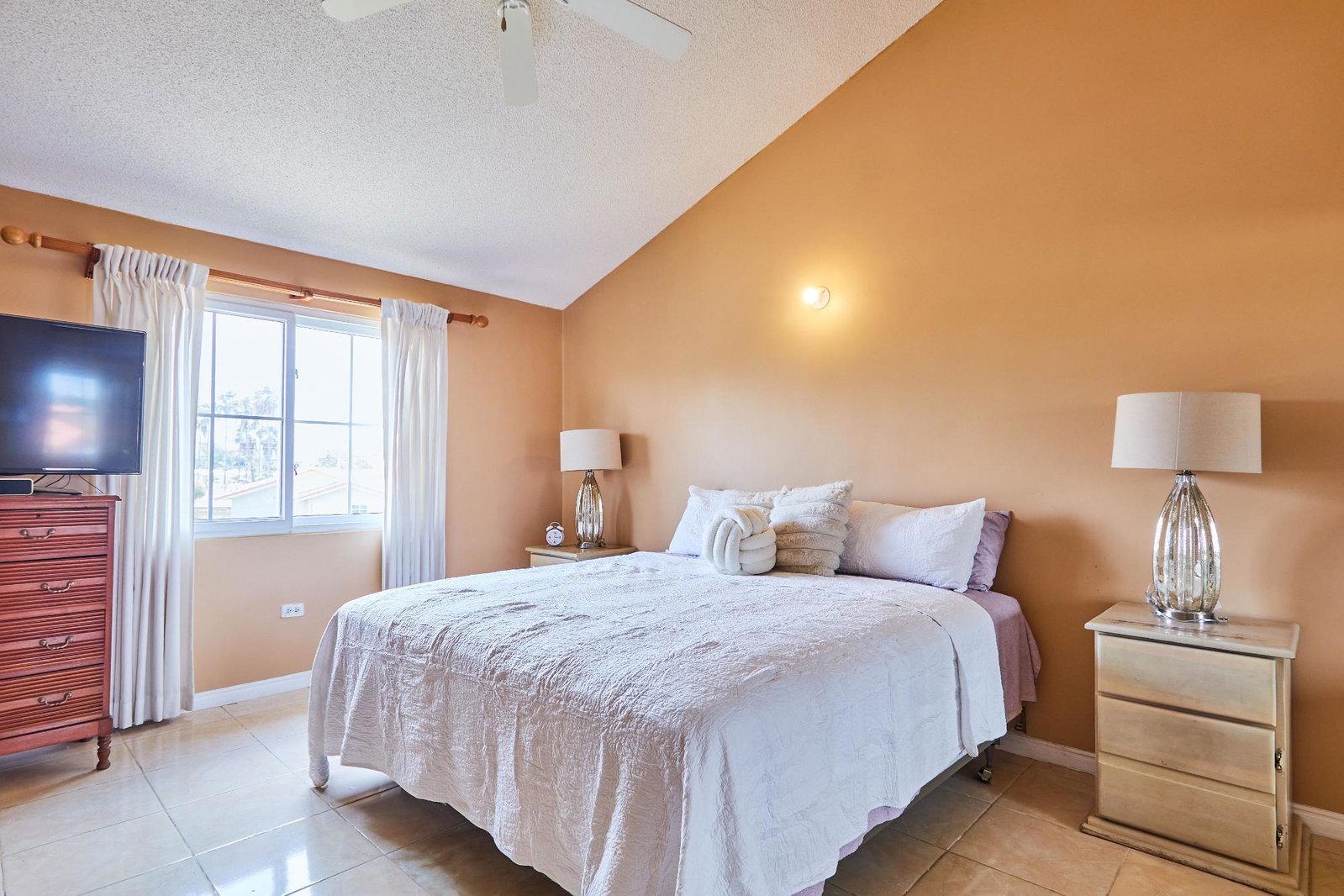Seventeenth image of 9 Walton Close in Greater Portmore, St. Catherine, Jamaica - property is For Rent