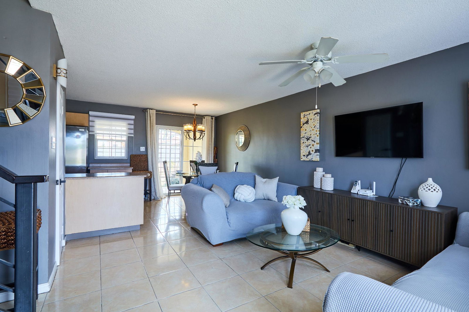 Fifth image of 9 Walton Close in Greater Portmore, St. Catherine, Jamaica - property is For Rent