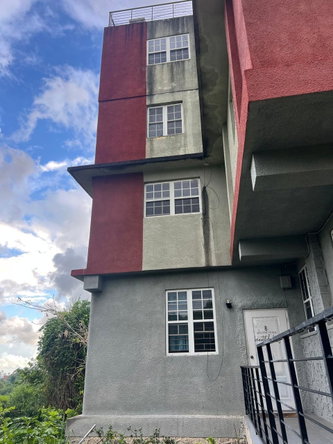 Eleventh image of 7 Powell Close in Red Hills, St. Andrew, Jamaica - property is For Sale