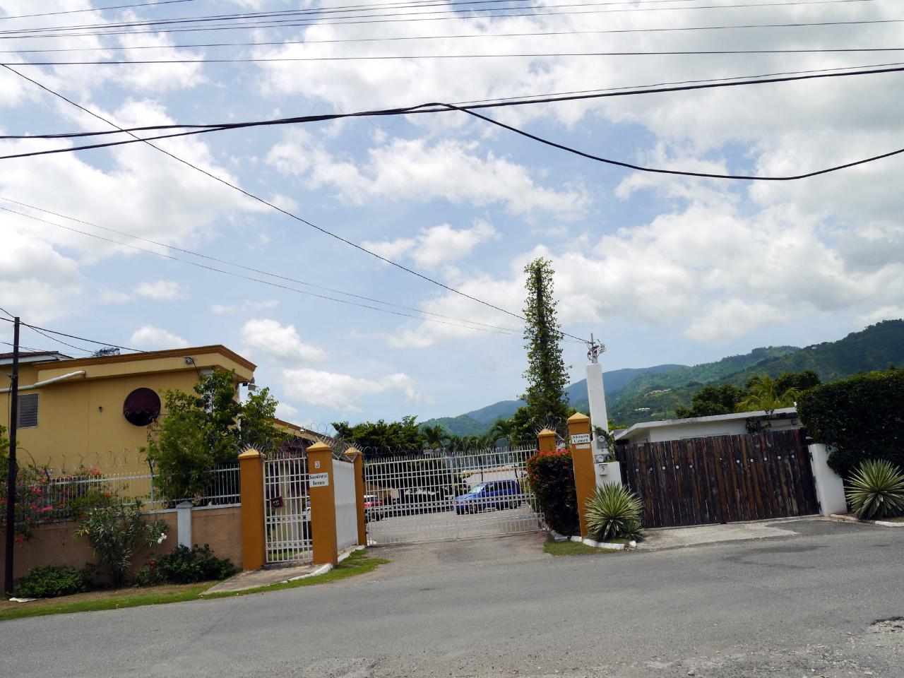 Thirteenth image of 3-3 Sandhurst Terrace in Kingston 6, St. Andrew, Jamaica - property is For Sale