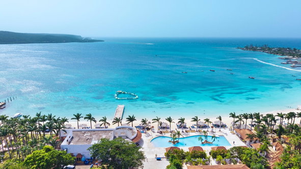 Fifth image of H210 Camelot Village in Discovery Bay, St. Ann, Jamaica - property is For Rent