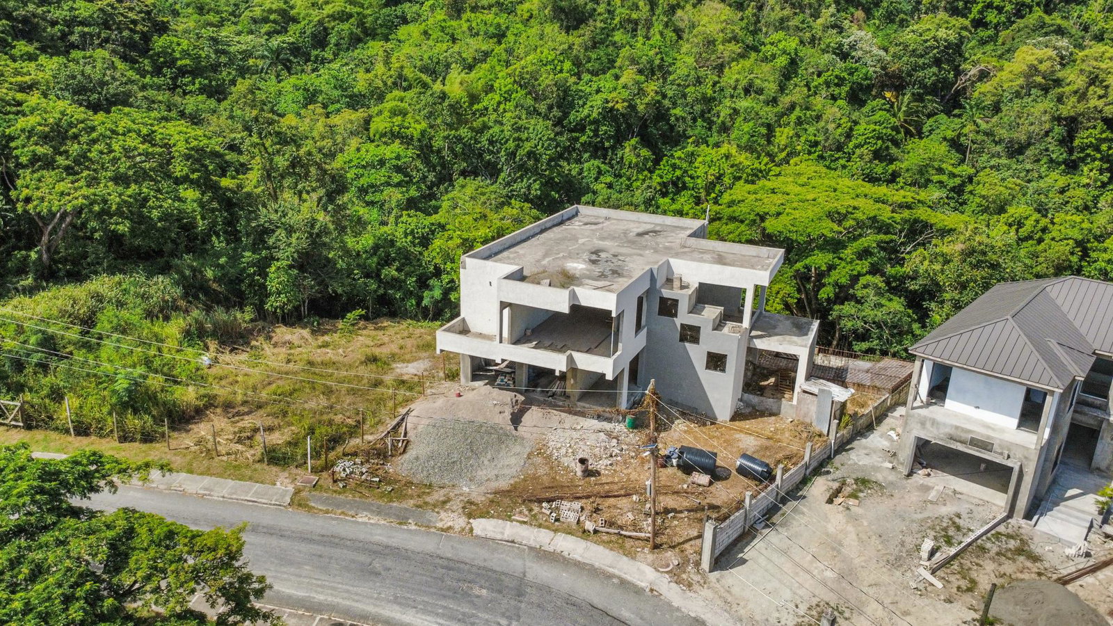 Fifth image of 8 Widcombe Estate in Kingston 6, St. Andrew, Jamaica - property is For Sale