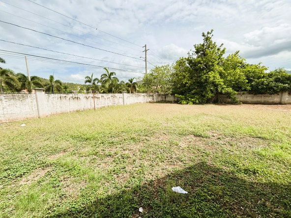 Twentieth image of f 001 Elia Taddeo Court in Caymanas Estates, St. Catherine, Jamaica - property is For Rent