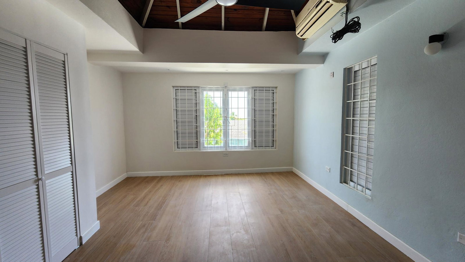 Thirteenth image of 12-45e Norbrook Drive in Kingston 8, St. Andrew, Jamaica - property is For Rent