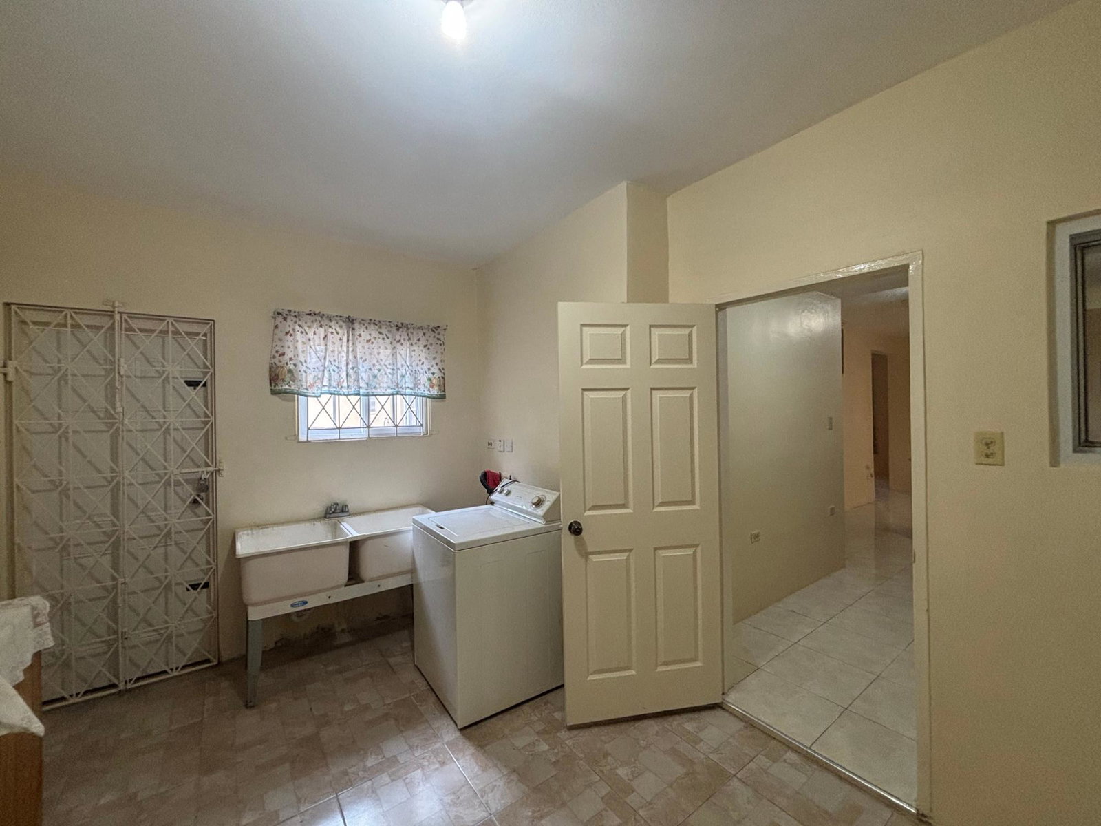 Twenty-Second image of 22 Orchid Path in Kingston 6, St. Andrew, Jamaica - property is For Rent