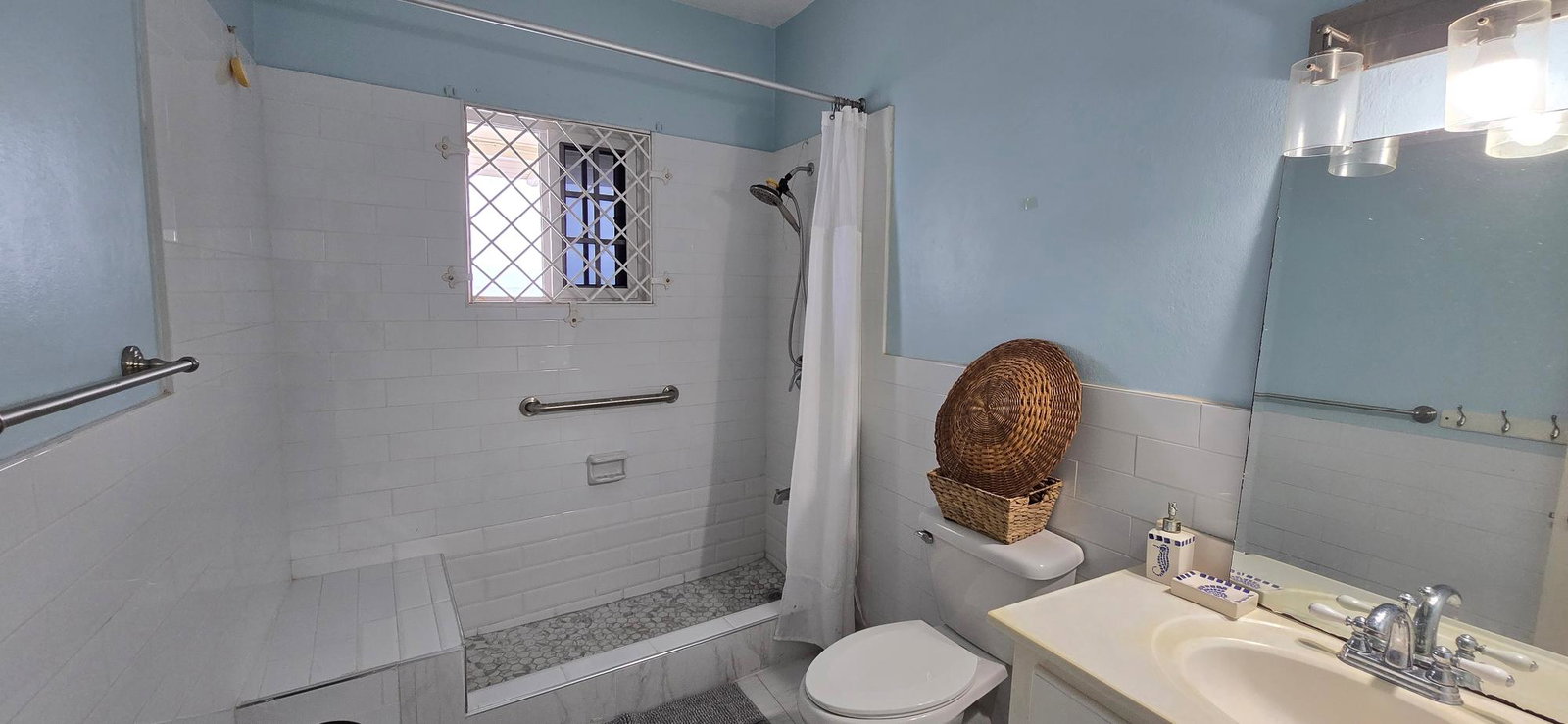 Fourteenth image of E205- la Mer Tower Isle in Tower Isle, St. Mary, Jamaica - property is For Rent