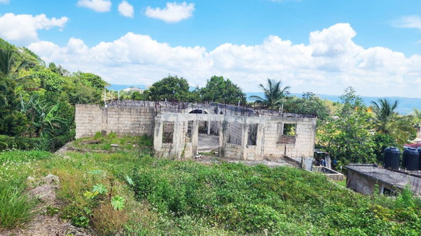 Fifth image of 6 Horizon Close in Mandeville, Manchester, Jamaica - property is For Sale