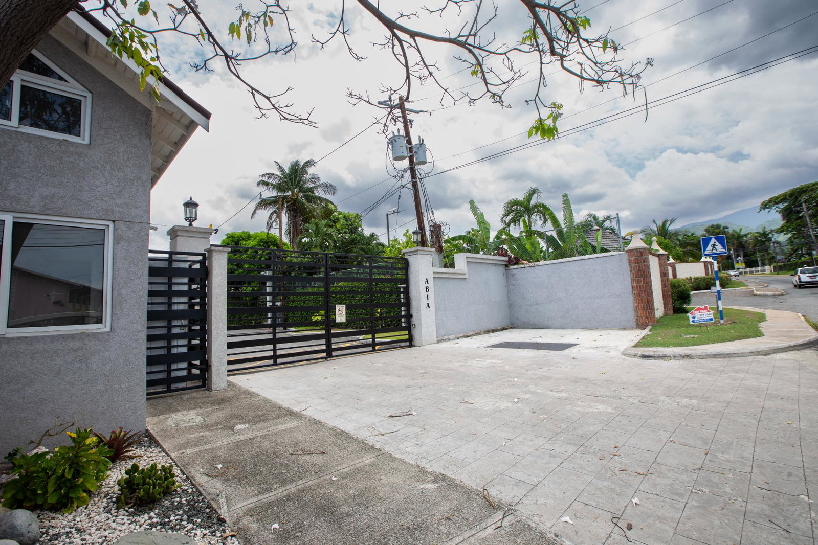 Thirteenth image of C4-67 Shortwood Road in Kingston 8, St. Andrew, Jamaica - property is For Rent