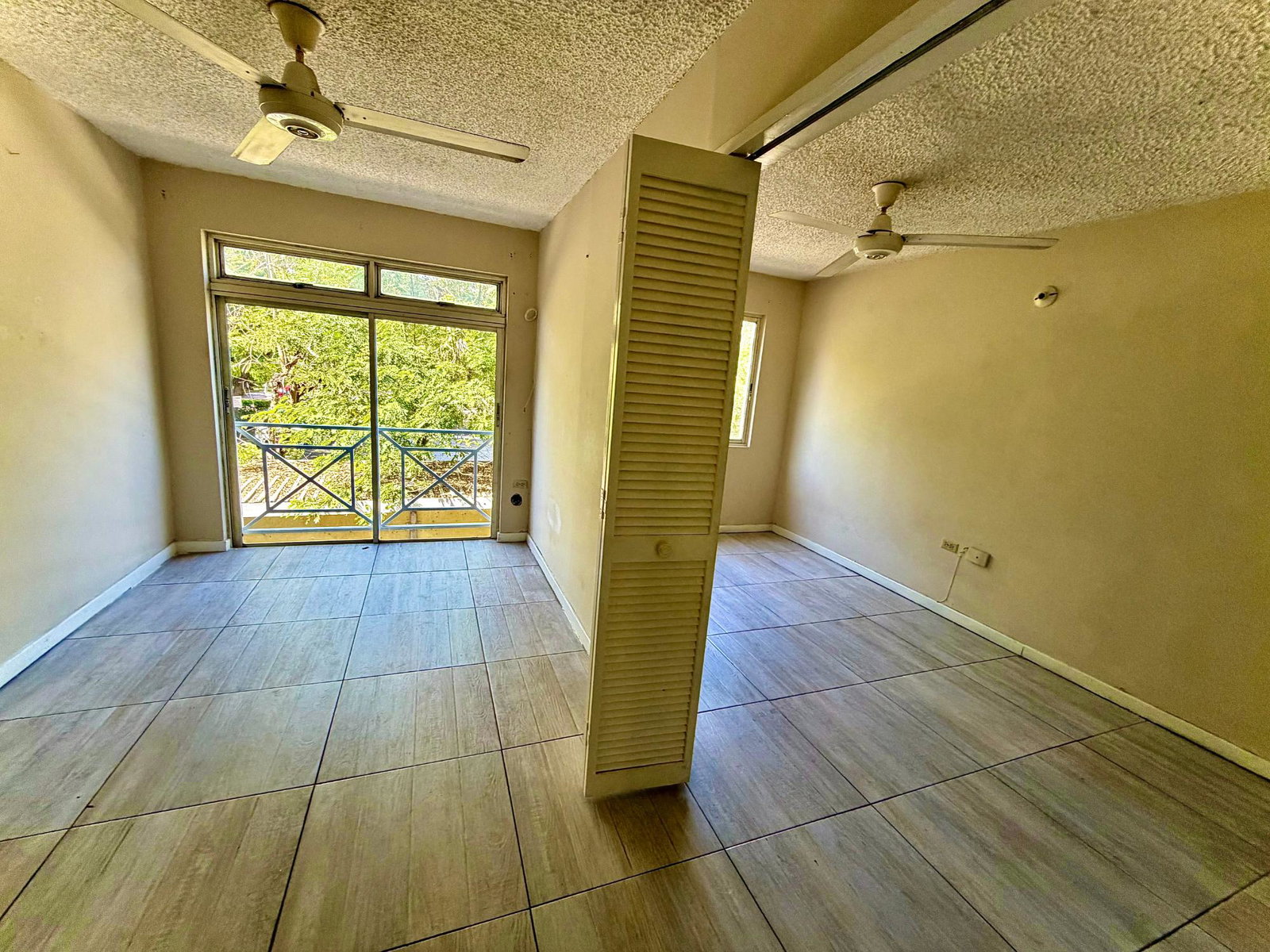 Fifth image of 412-11 Kensington Crescent in Kingston 5, St. Andrew, Jamaica - property is For Rent