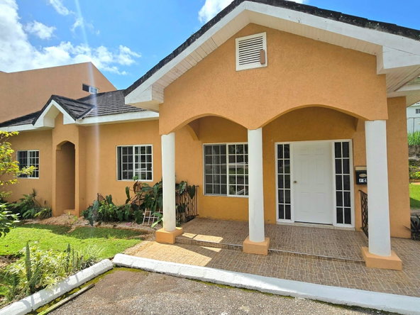 Tenth image of F4-pearl Cove 30 Villa Road, Mandeville in Mandeville, Manchester, Jamaica - property is For Sale