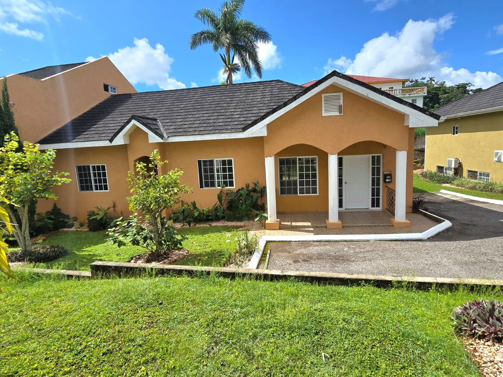 Fifth image of F4-pearl Cove 30 Villa Road, Mandeville in Mandeville, Manchester, Jamaica - property is For Sale