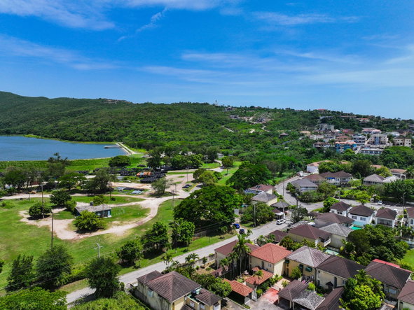 Sixth image of 2 Great House Blvd. in Kingston 6, St. Andrew, Jamaica - property is For Sale