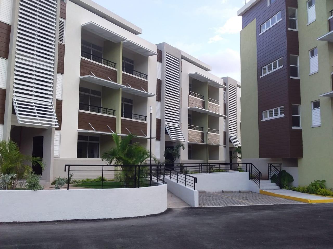 Fourth image of 104-1 Queensbury Drive in Kingston 19, St. Andrew, Jamaica - property is For Sale