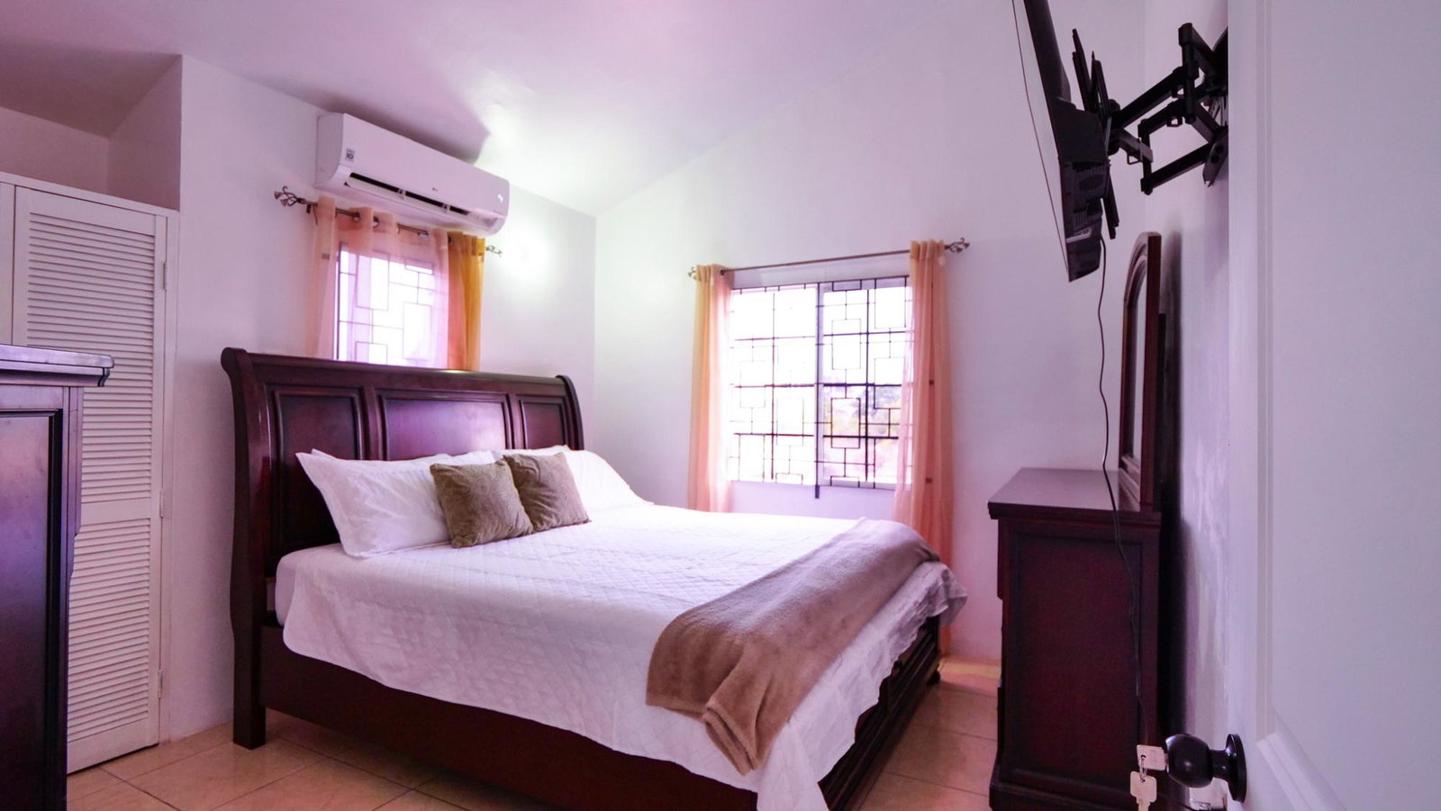 Seventeenth image of 881 Phoenix Park Village in Greater Portmore, St. Catherine, Jamaica - property is For Sale