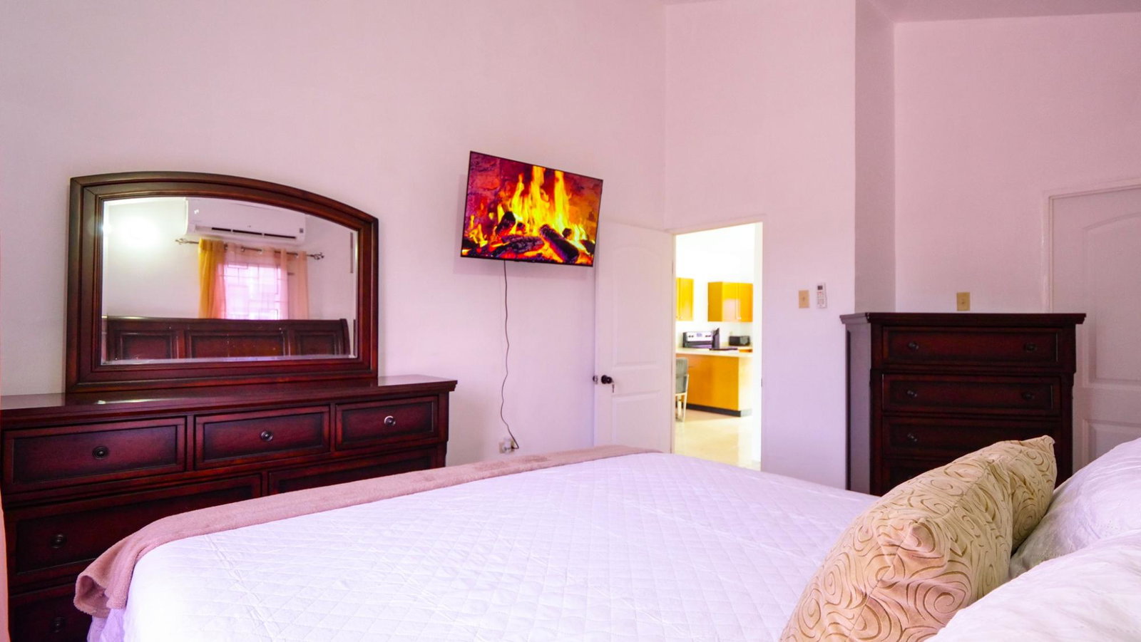 Nineteenth image of 881 Phoenix Park Village in Greater Portmore, St. Catherine, Jamaica - property is For Sale