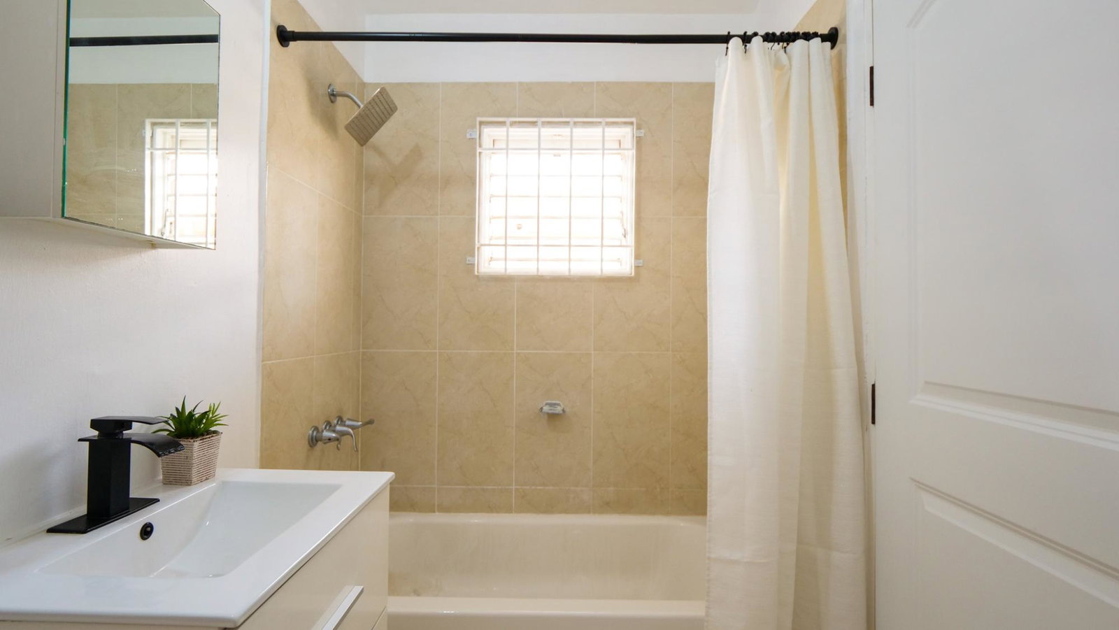 Twenty-Third image of 881 Phoenix Park Village in Greater Portmore, St. Catherine, Jamaica - property is For Sale