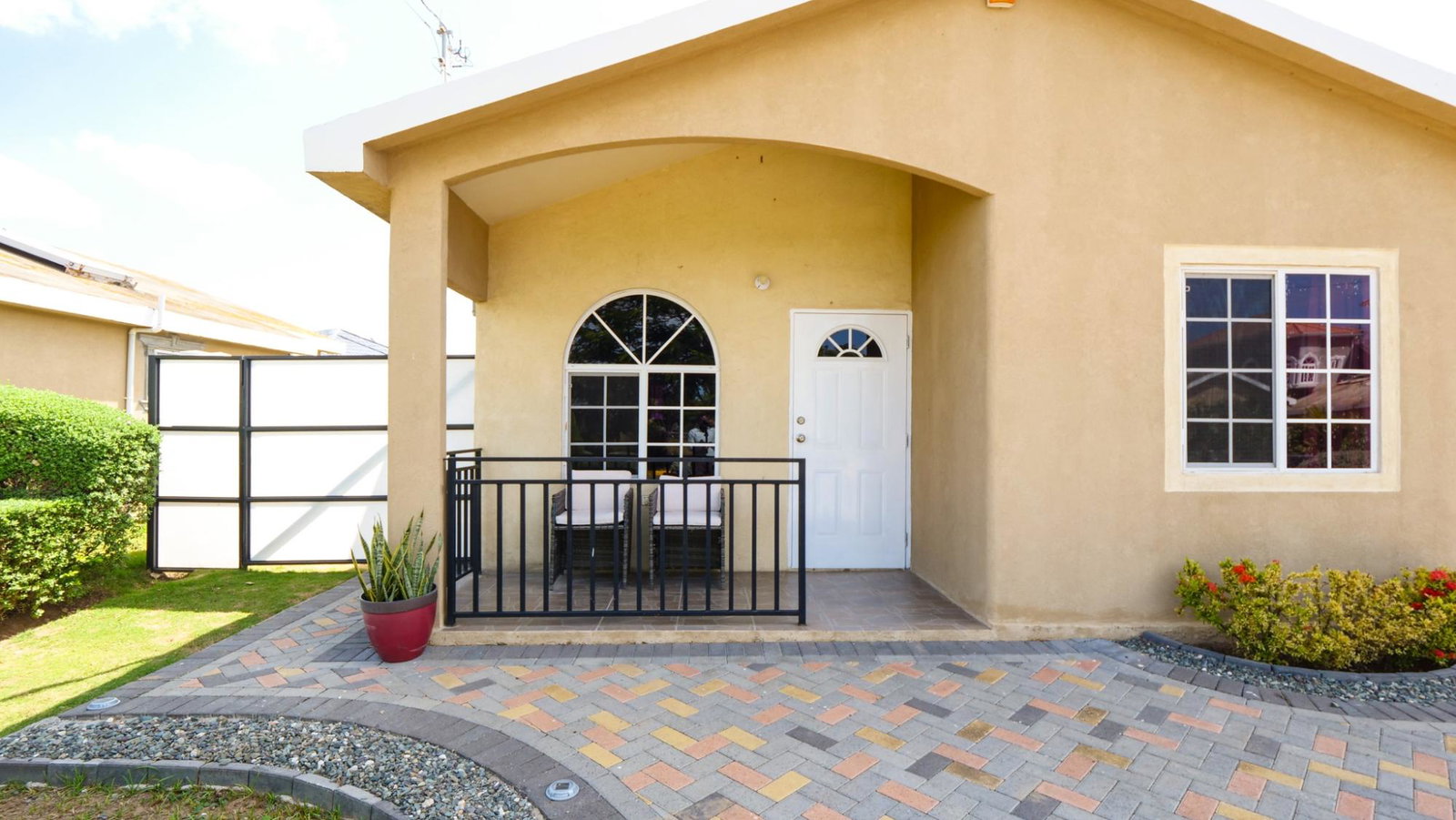 Fifth image of 881 Phoenix Park Village in Greater Portmore, St. Catherine, Jamaica - property is For Sale