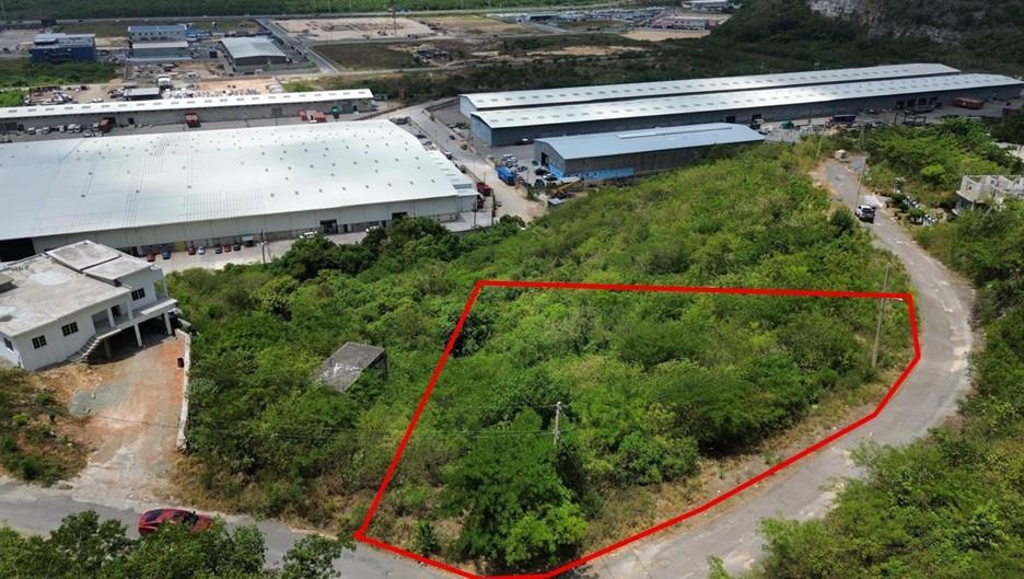 Second image of Plantation Heights in Red Hills, St. Andrew, Jamaica - property is For Sale