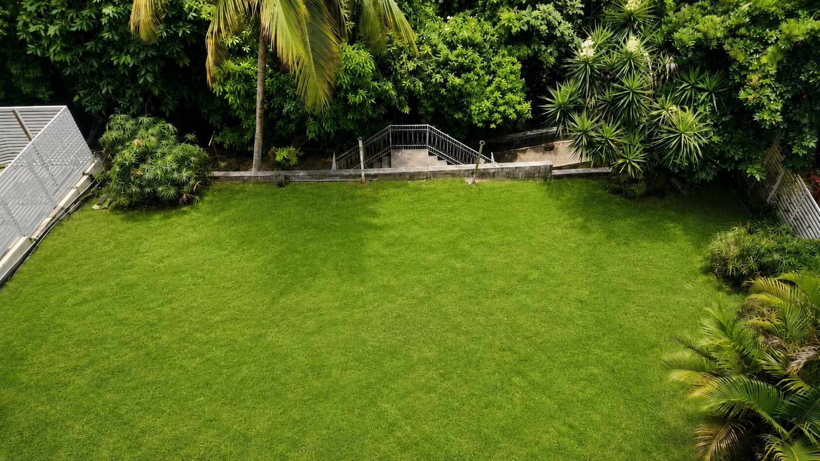 Thirtieth image of 3 Ridgeway Terrace, Kingsto in Kingston 6, St. Andrew, Jamaica - property is For Sale