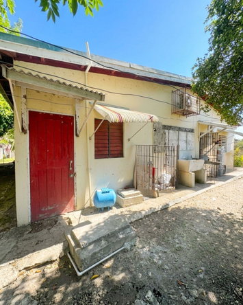 Thirteenth image of Willowdene Thruway in Spanish Town, St. Catherine, Jamaica - property is For Sale