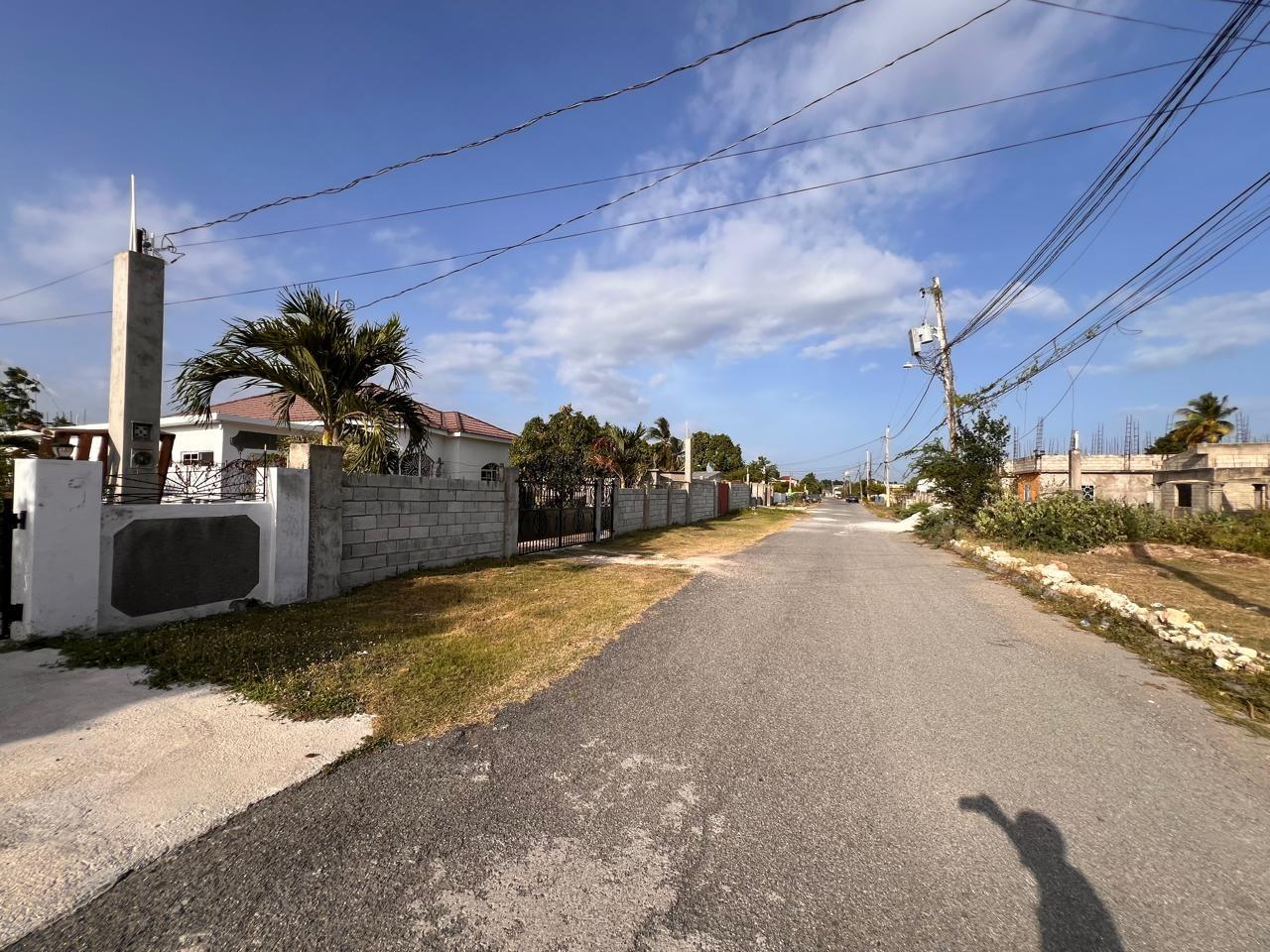 Twenty-Fourth image of 39 Wildwood Close in Spanish Town, St. Catherine, Jamaica - property is For Sale