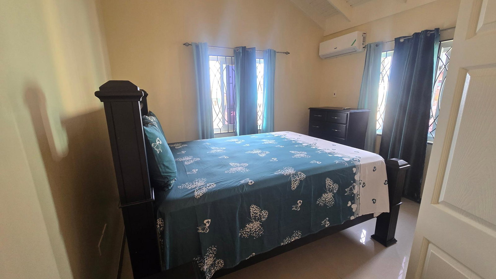 Ninth image of 107- Edmund Ridge Estate in SPOT VALLEY, St. James, Jamaica - property is For Rent