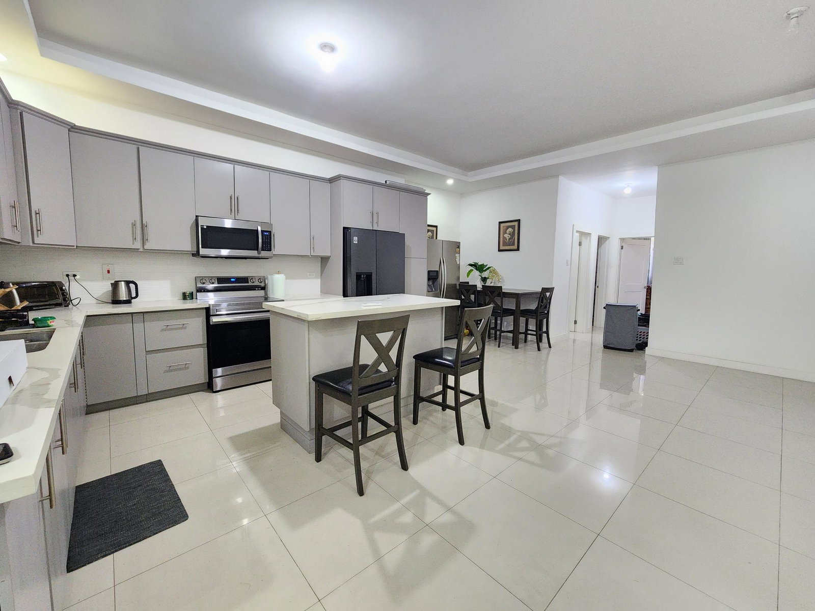Eleventh image of 6-17 Kings Drive in Kingston 6, St. Andrew, Jamaica - property is For Rent
