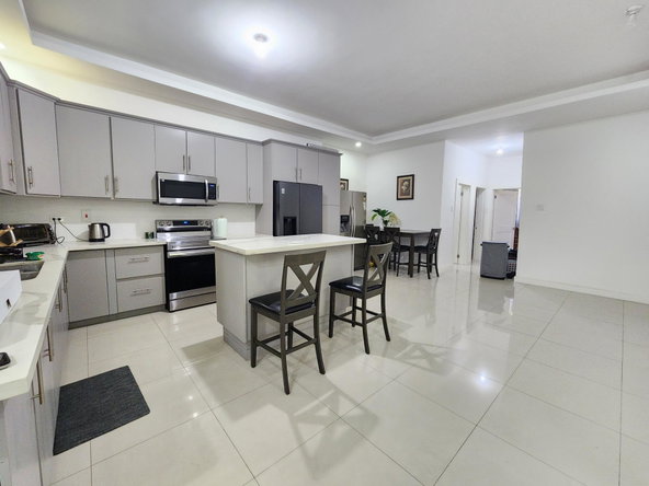Eleventh image of 6-17 Kings Drive in Kingston 6, St. Andrew, Jamaica - property is For Rent