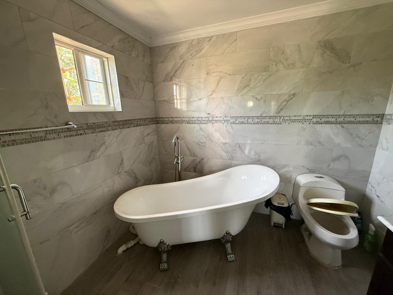 Eleventh image of E6-11 Seaview Avenue in Kingston 6, St. Andrew, Jamaica - property is For Sale
