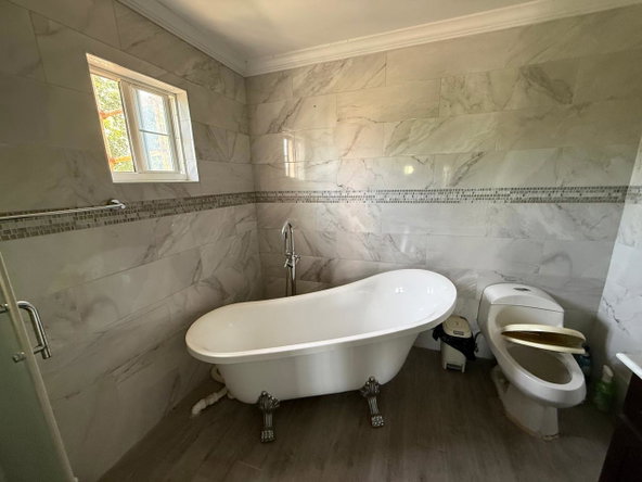 Eleventh image of E6-11 Seaview Avenue in Kingston 6, St. Andrew, Jamaica - property is For Sale
