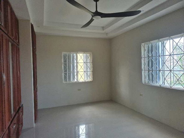 Fifth image of Unit a, 3 Tiara Close, 194 Queen hi in Kingston 19, St. Andrew, Jamaica - property is For Rent