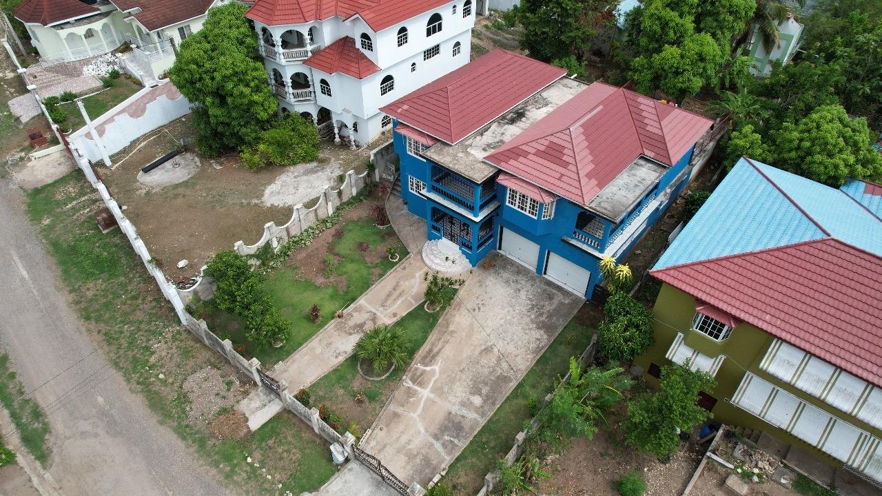 Second image of 177 Inglewood Drive in May Pen, Clarendon, Jamaica - property is For Sale