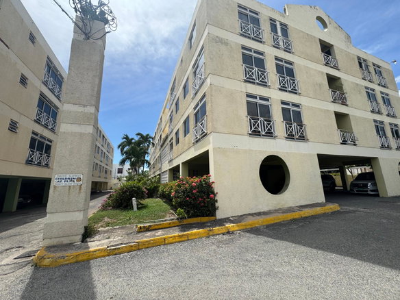 First image of 516-11 Kensington Crescent in Kingston 5, St. Andrew, Jamaica - property is For Rent
