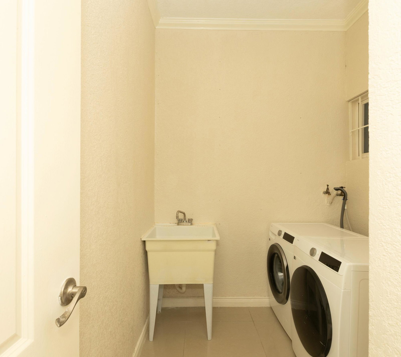 Fifteenth image of 16-3 Washington Drive in Kingston 10, St. Andrew, Jamaica - property is For Rent
