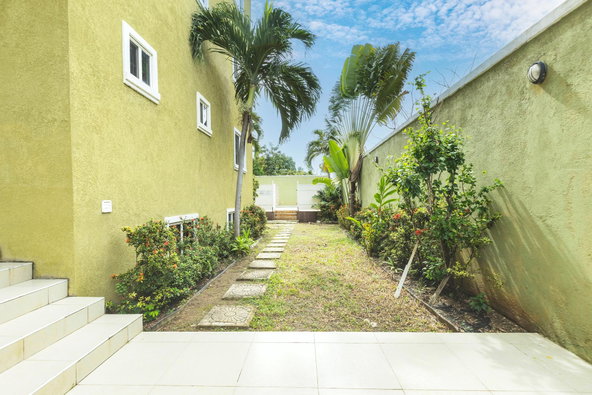 Seventeenth image of 16-3 Washington Drive in Kingston 10, St. Andrew, Jamaica - property is For Rent