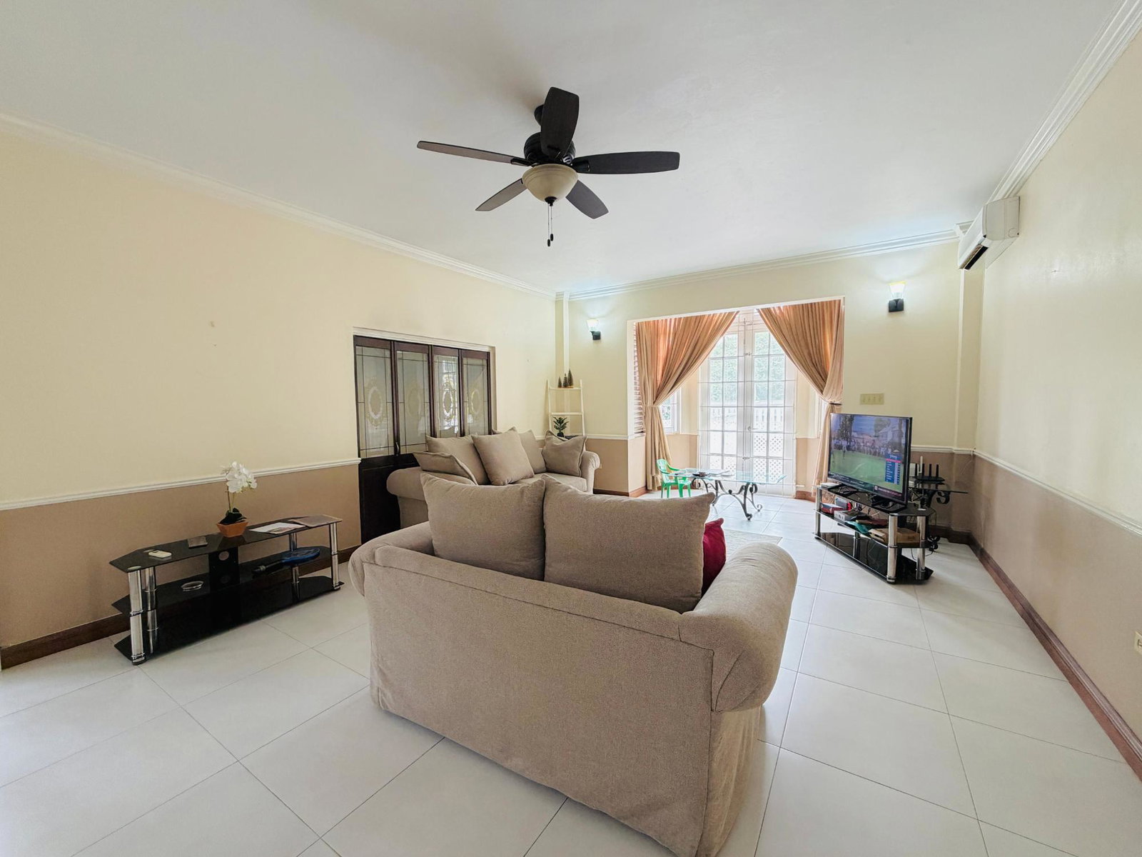 Sixteenth image of 12-35a Cherry Drive in Kingston 8, St. Andrew, Jamaica - property is For Rent