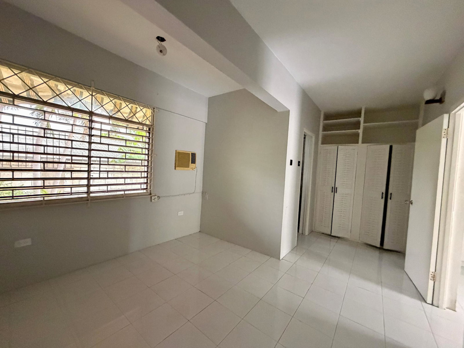 Sixth image of Paddington Terrace in Kingston 6, St. Andrew, Jamaica - property is For Rent